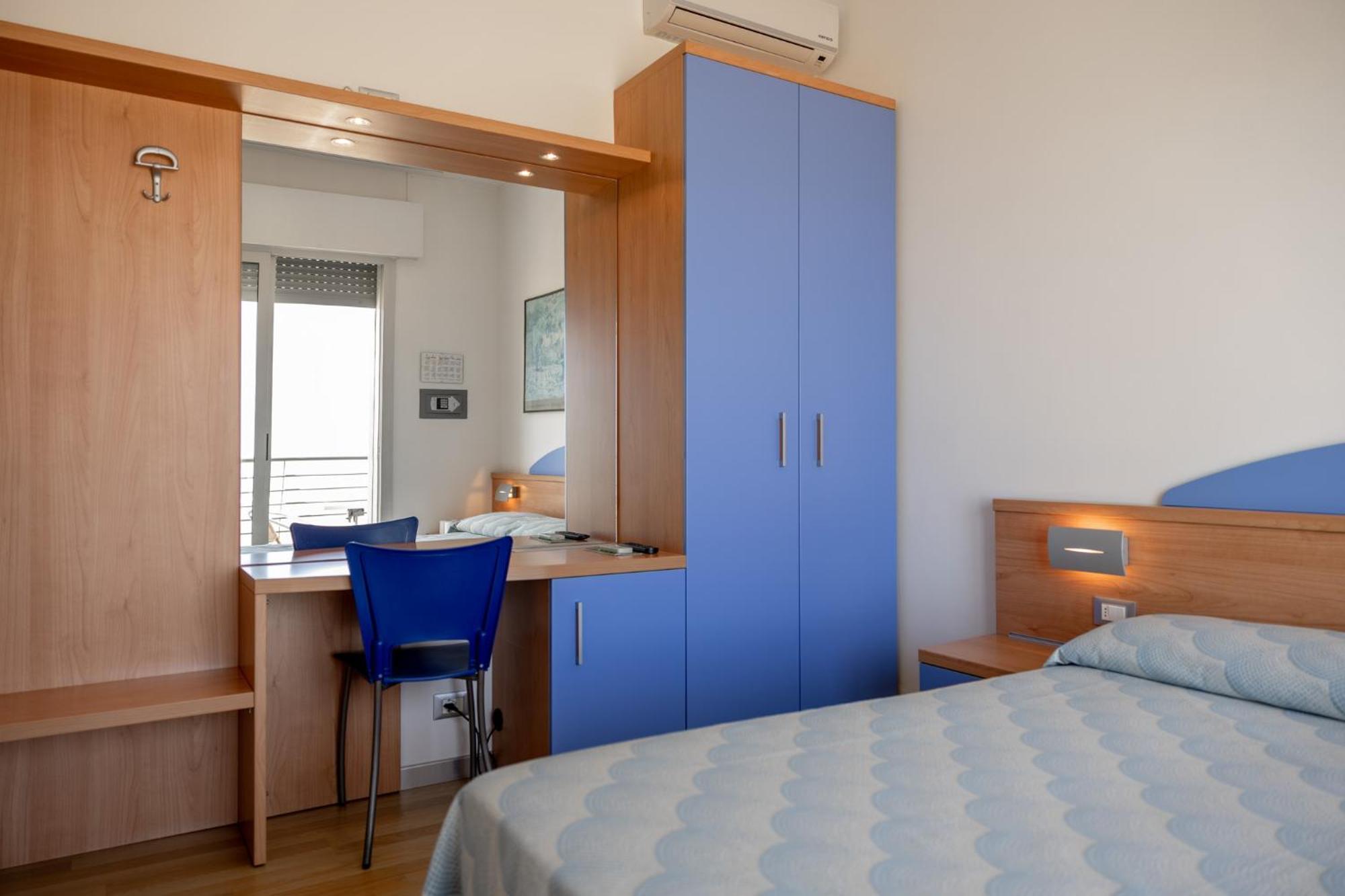 Hotel Riviera Caorle Bagian luar foto