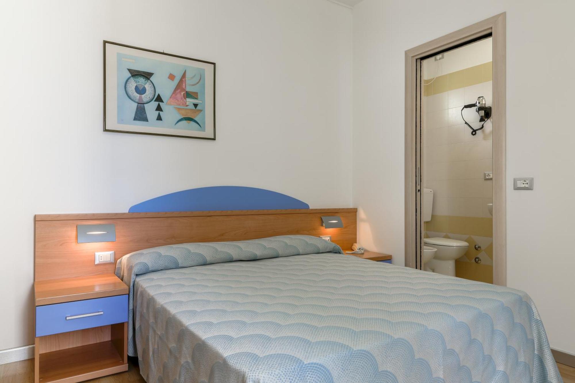 Hotel Riviera Caorle Bagian luar foto