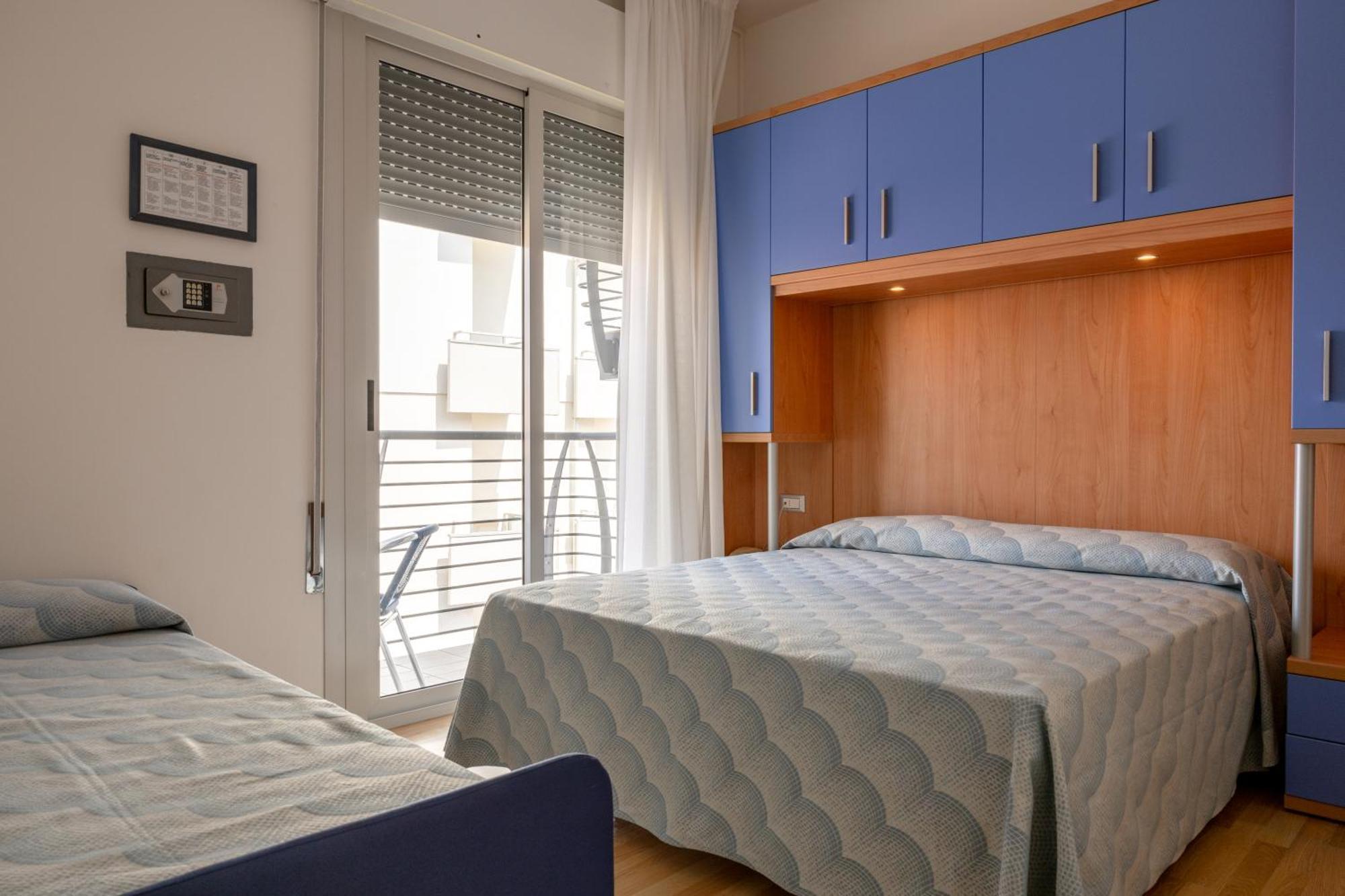 Hotel Riviera Caorle Bagian luar foto