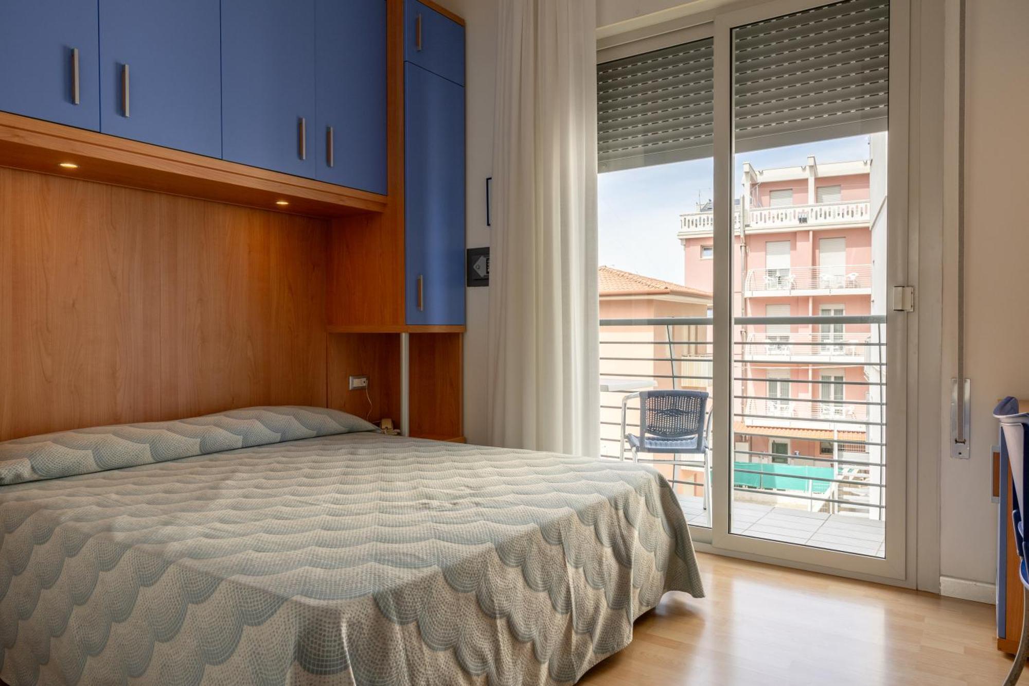 Hotel Riviera Caorle Bagian luar foto