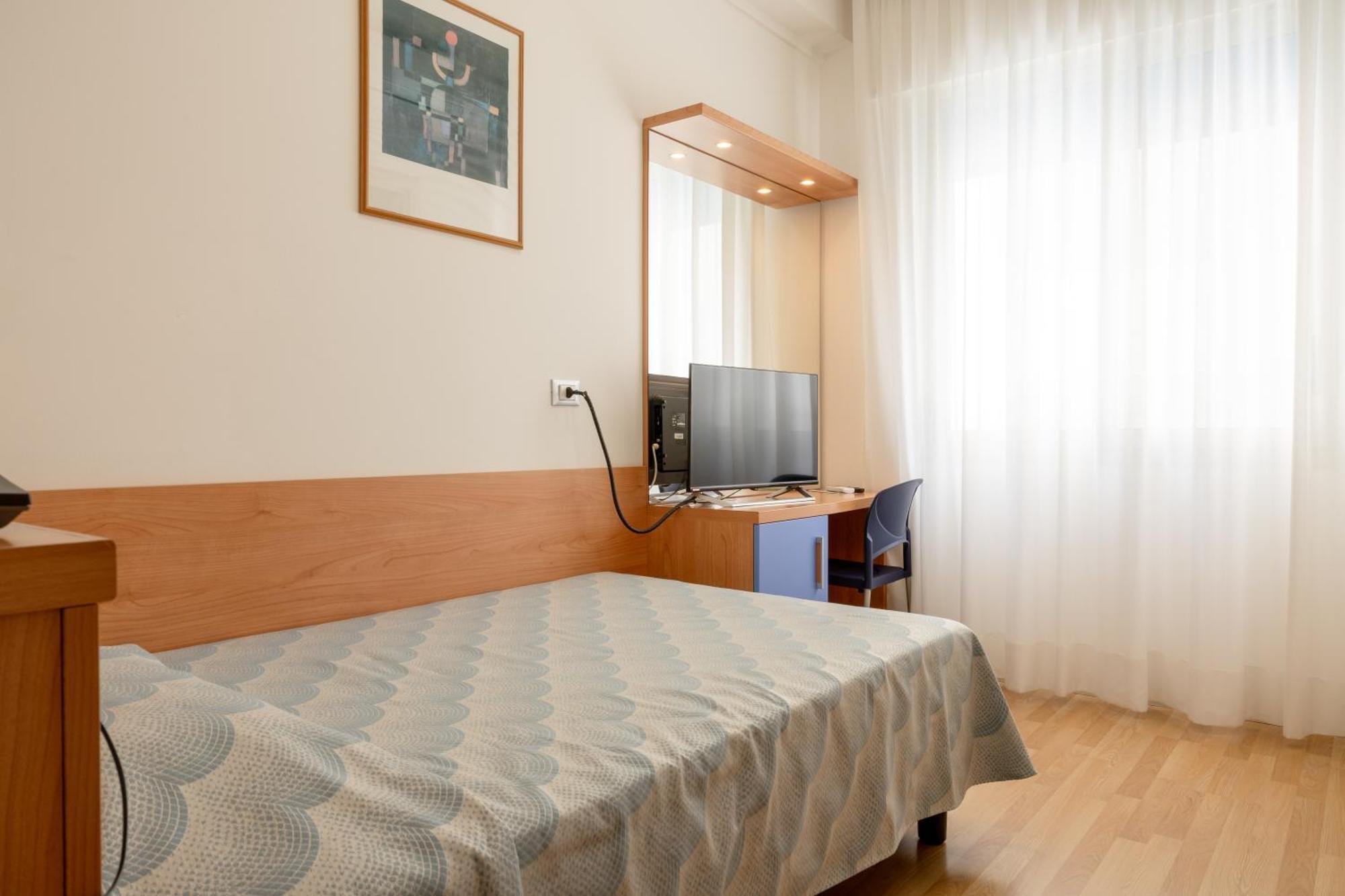 Hotel Riviera Caorle Bagian luar foto
