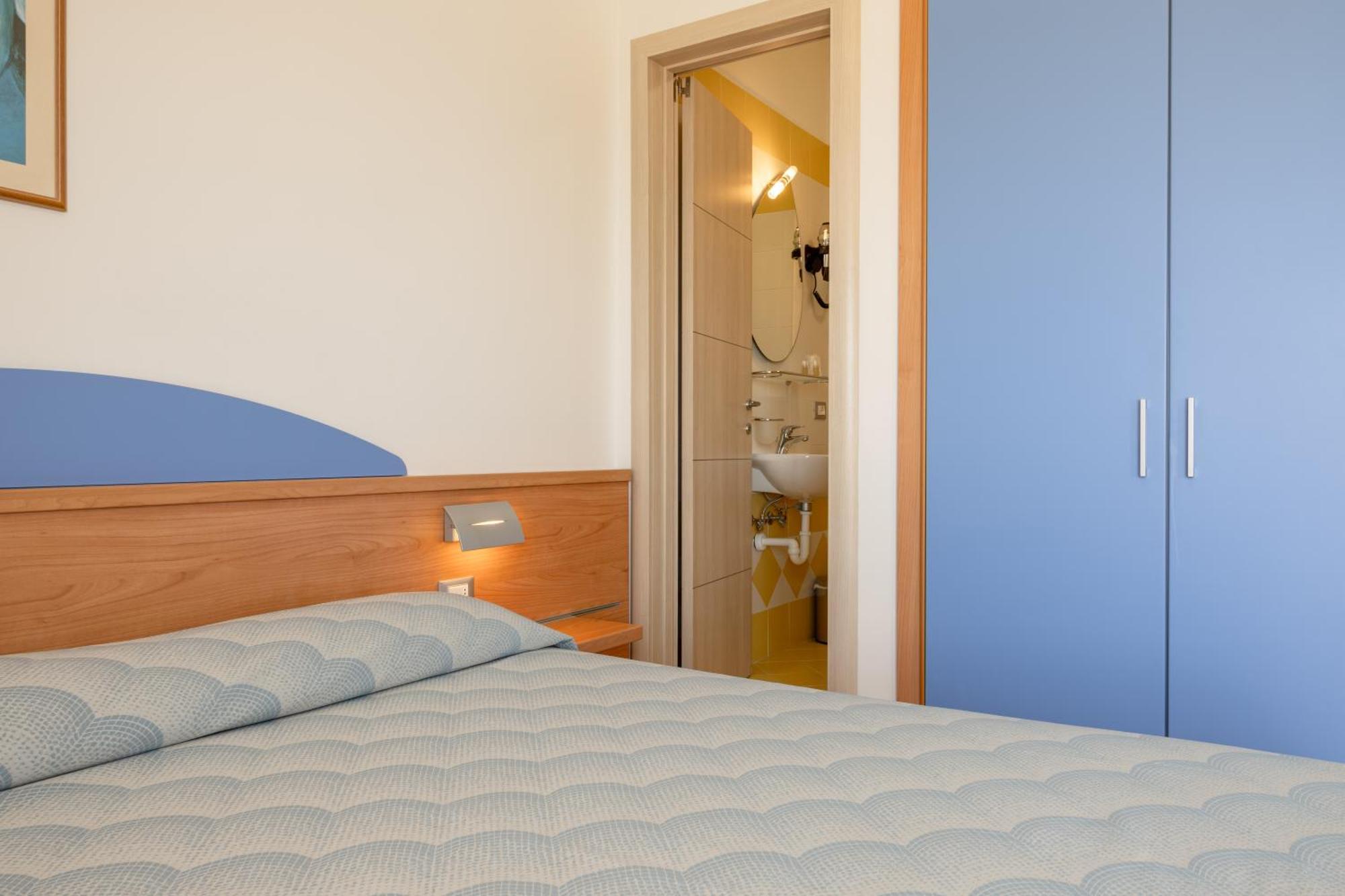 Hotel Riviera Caorle Bagian luar foto
